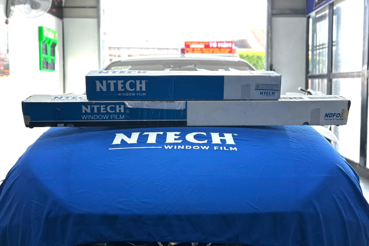 Dán Phim Cách Nhiệt Ô Tô Ntech Tại Quận Bình Thạnh