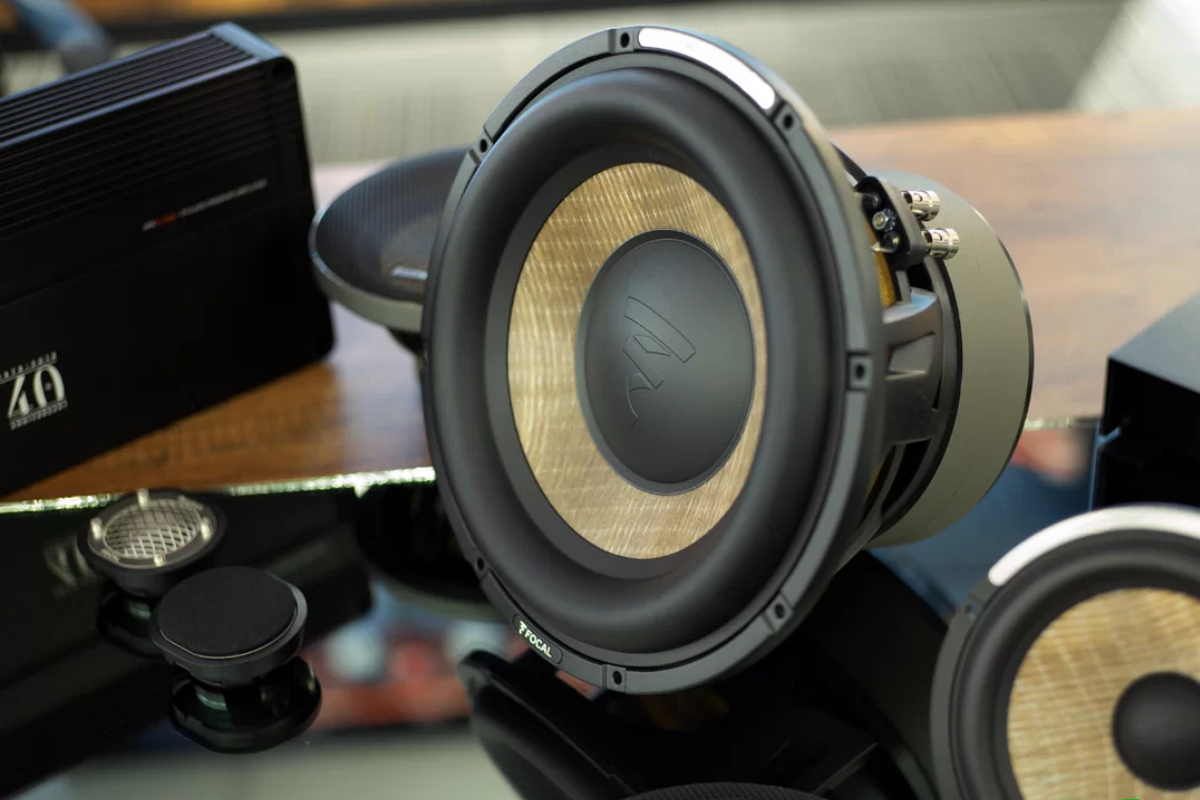Lắp Đặt Loa Focal Cho Ô Tô Quận 2 Tận Nơi