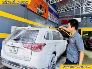Hướng Dẫn Chăm Sóc Xe Sau Khi Dán Phim Cách Nhiệt