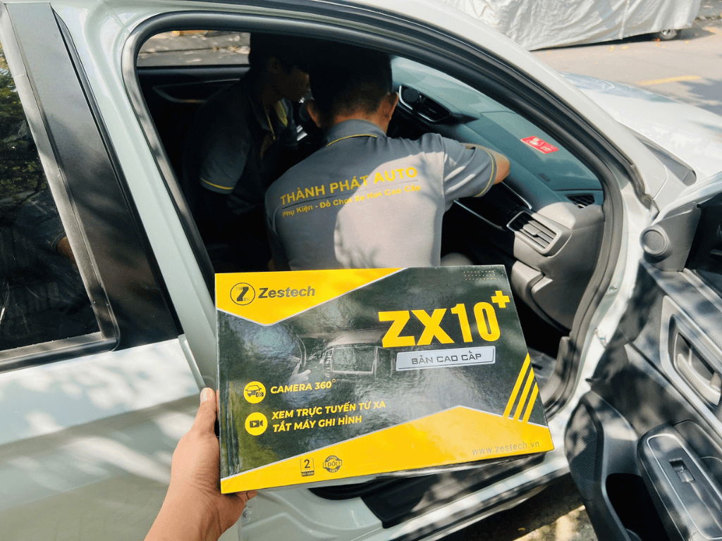 Lắp Màn Hình Android Zestech Cho Xe VinFast Limo Green