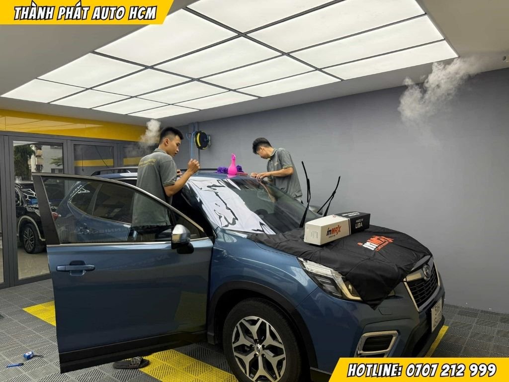 Dán phim cách nhiệt ô tô ở Quận 2