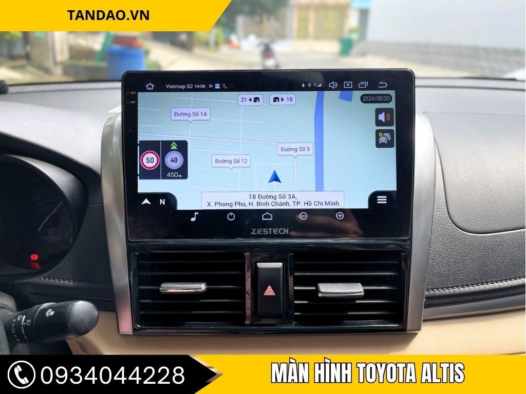 màn hình ô tô altis