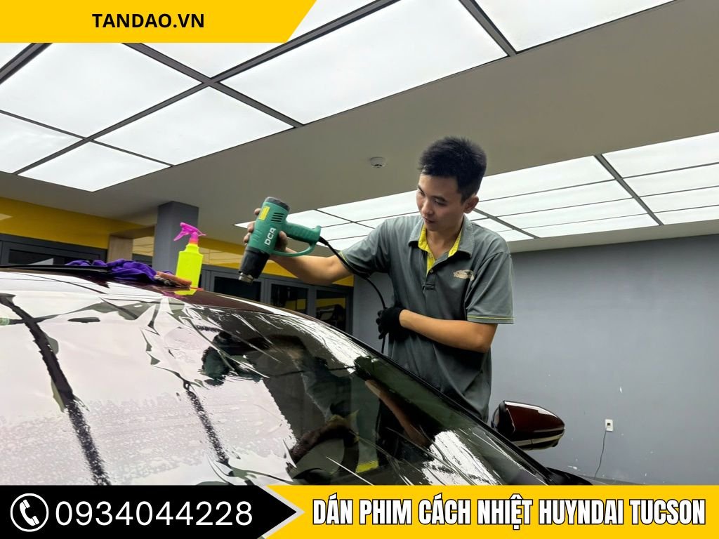 Dán Phim Cách Nhiệt Xe Hyundai Tucson – Bảo Vệ Nội Thất
