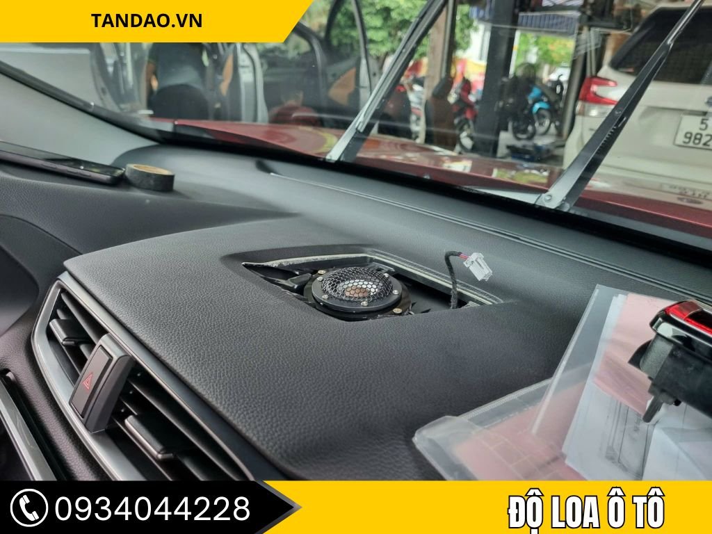 Độ Loa Ô Tô Tại Quận 1 – Nâng Tầm Trải Nghiệm Trên Mỗi Hành Trình