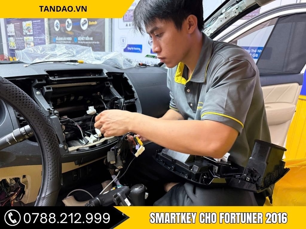 Smartkey cho Fortuner 2016