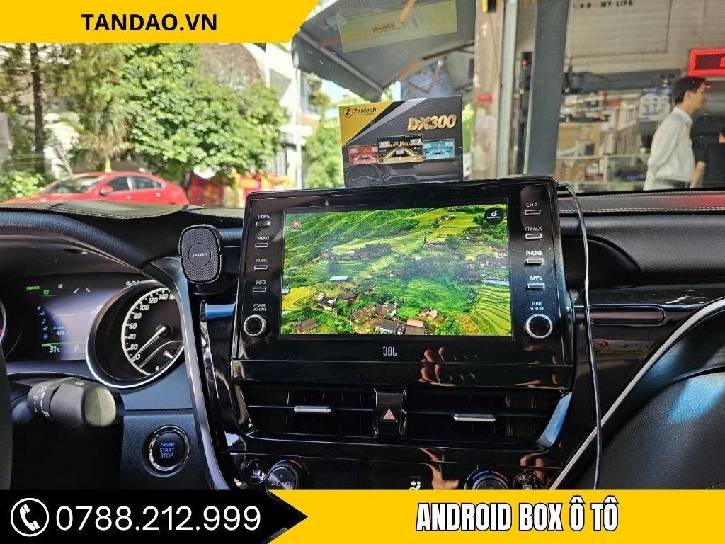 Android box Toyota Camry 2023-2025