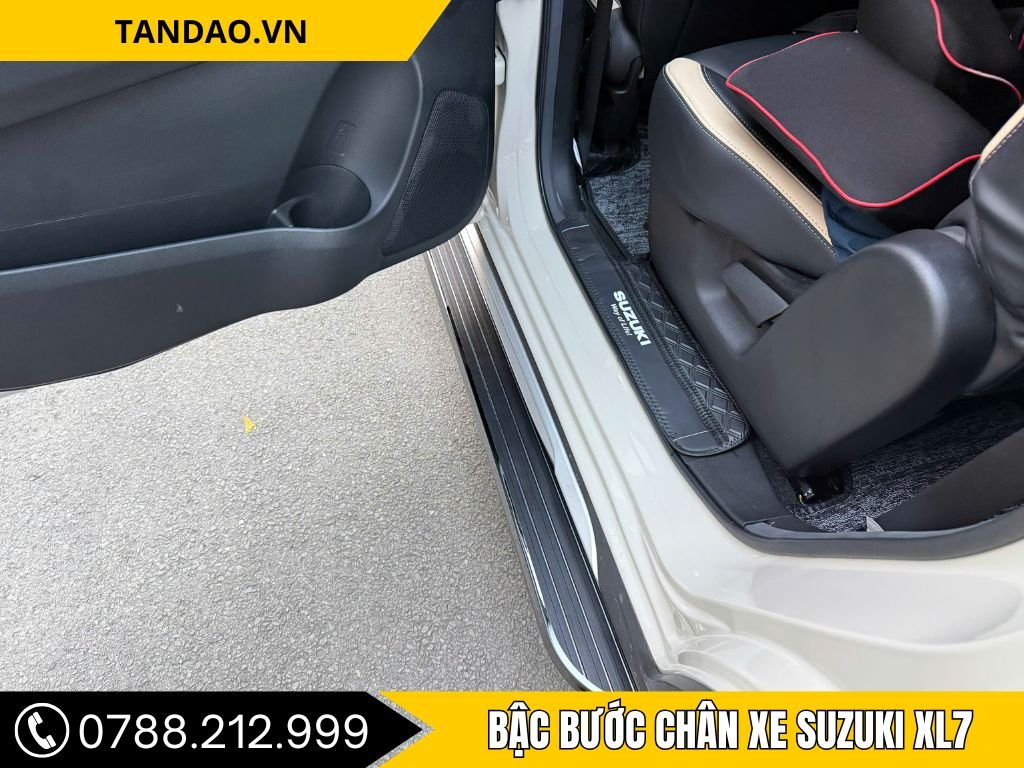 Hình Ảnh Bậc Bước Chân Xe Suzuki XL7