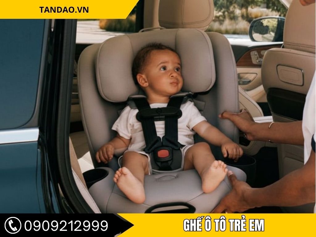 Ghế ô tô trẻ em 4-12 tuổi là một trong những thiết bị an toàn không thể thiếu, giúp bảo vệ bé khỏi các tác động mạnh khi xe dừng gấp hoặc xảy ra va chạm.