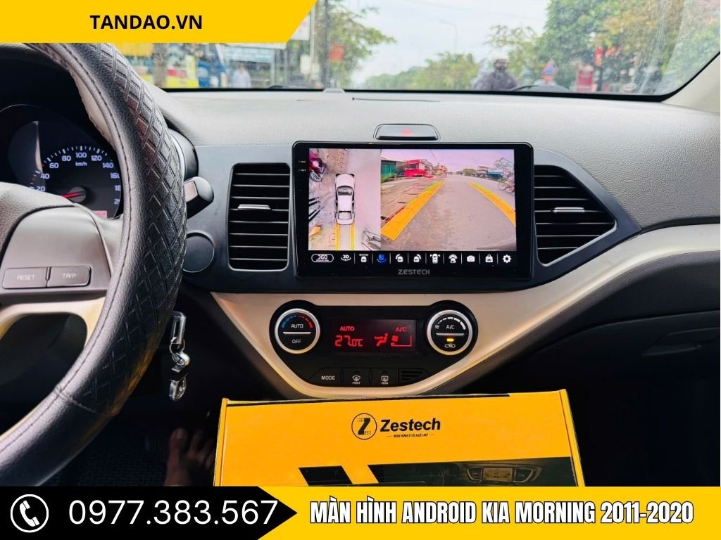 Hệ thống camera 360 hiển thị toàn cảnh giúp lùi và đỗ xe dễ dàng.