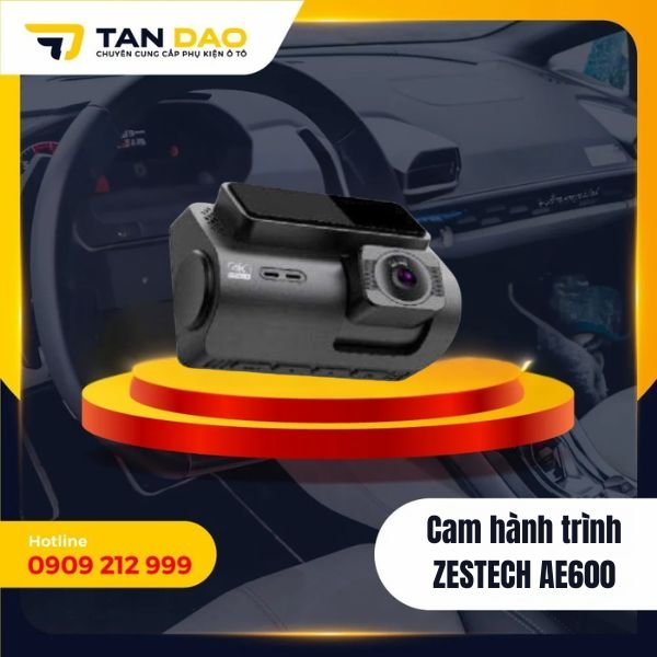 cam hành trình EA600