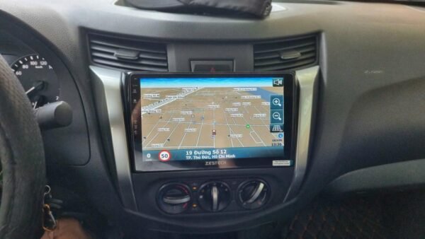 Màn Hình Android Nissan Navara 2022 Lắp Đặt Tận Nơi Uy Tín