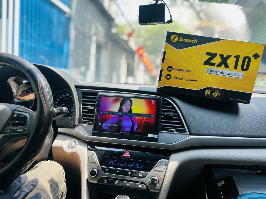 Màn Hình Android Hyundai Elantra 2018 Lắp Đặt Tận Nơi Uy Tín chính hãng 1