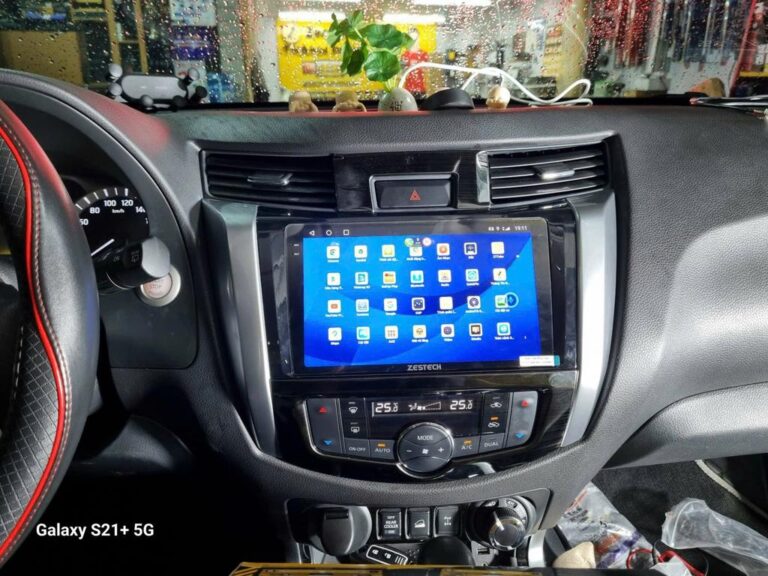 Màn Hình Android Nissan Navara 2021 Lắp Đặt Tận Nơi Uy Tín