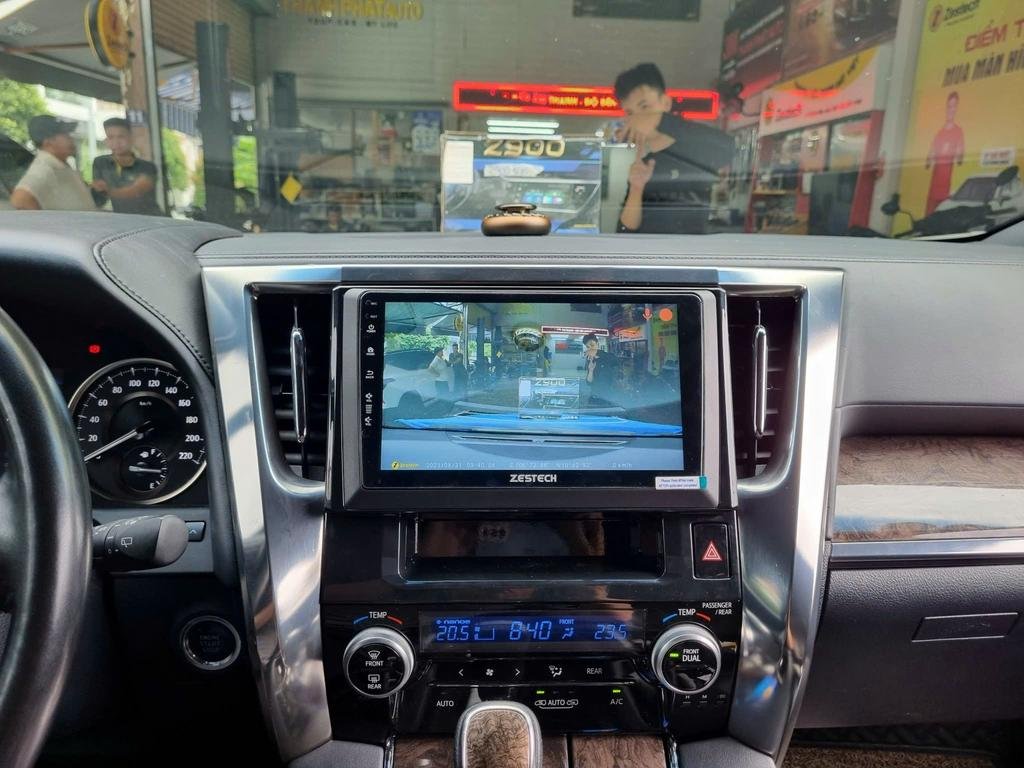 Màn Hình Android Toyota Alphard 2016 Lắp Đặt Tận Nơi Uy Tín chính hãng 2