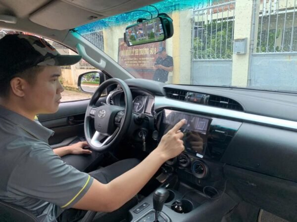 Alternative view of Màn Hình Android Toyota Hilux 2023 Chính Hãng Lắp Đặt Tận Nơi