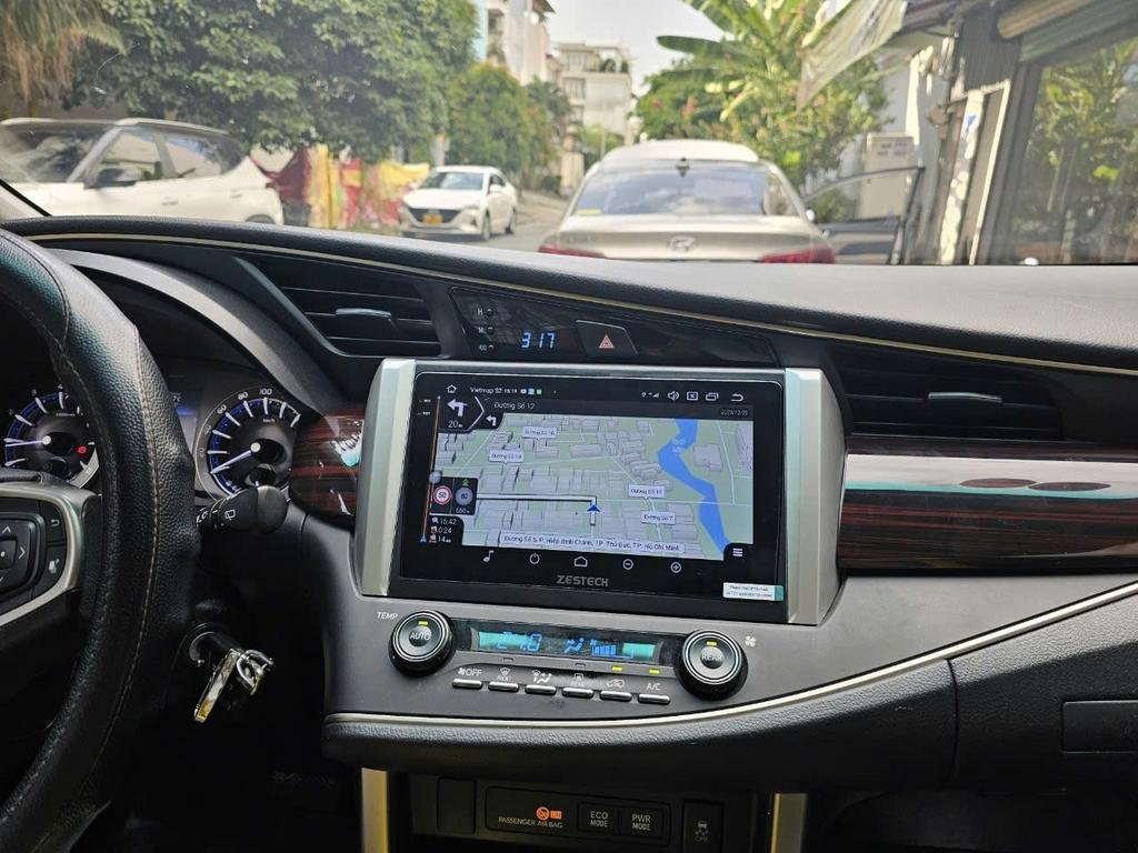 Màn Hình Android Toyota Innova 2023 Chính Hãng Lắp Đặt Tận Nơi TPHCM chính hãng 2