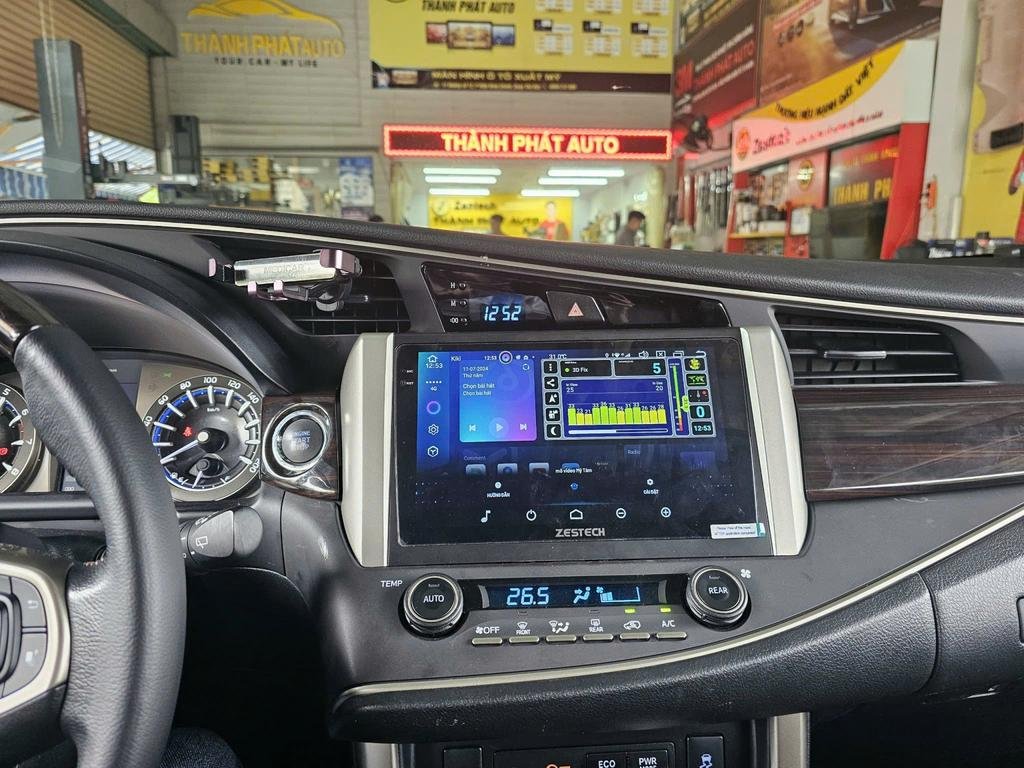 Màn Hình Android Toyota Innova 2023 Chính Hãng Lắp Đặt Tận Nơi TPHCM chính hãng 1