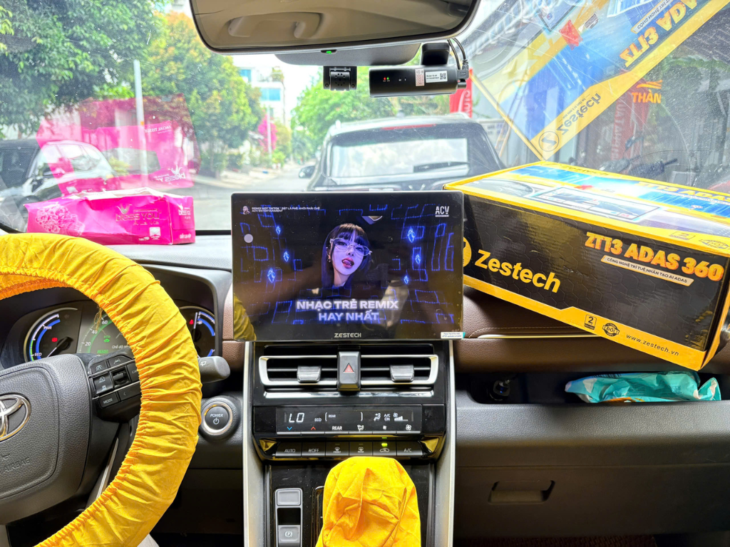 ZT13IN ADAS360 TOYOTA CROSS 