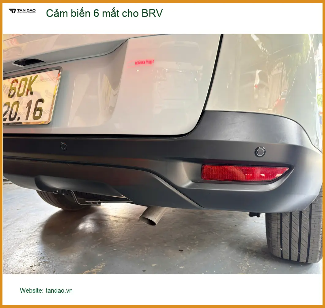 Anh Tuấn Kiệt lắp cảm biến 6 mắt cho Honda BRV tại Củ Chi để đỗ xe an toàn hơn ảnh thực tế 2