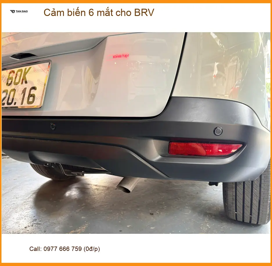 Anh Tùng lắp cảm biến 6 mắt cho BRV tại Quận 3 tránh va quẹt ảnh thực tế 3