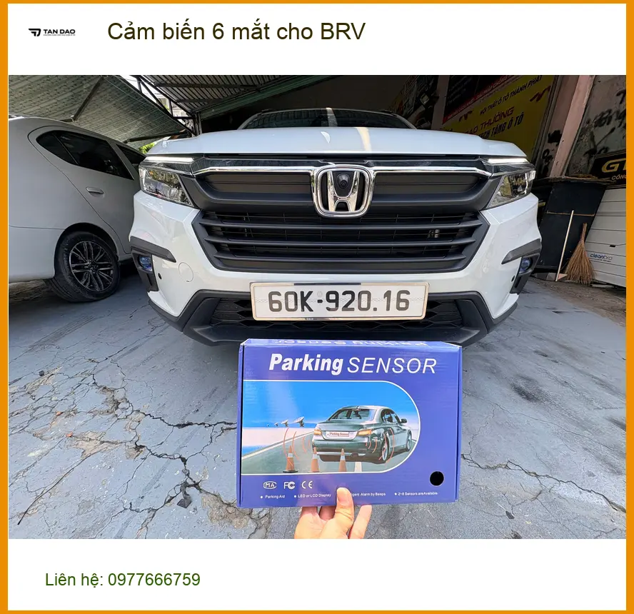 Anh Thắng lắp cảm biến 6 mắt cho Honda BRV tại Quận 9 để lùi đỗ xe an toàn hơn ảnh thực tế 2