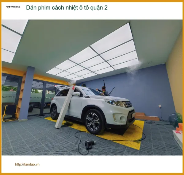 Alternative view of Dịch Vụ Dán Phim Cách Nhiệt Ô Tô Tại Quận 2 - Thi Công Chuyên Nghiệp