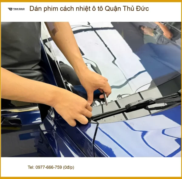 Alternative view of Trung Tâm Dán Phim Cách Nhiệt Ô Tô Tại Quận Thủ Đức - Thi Công Chuyên Nghiệp