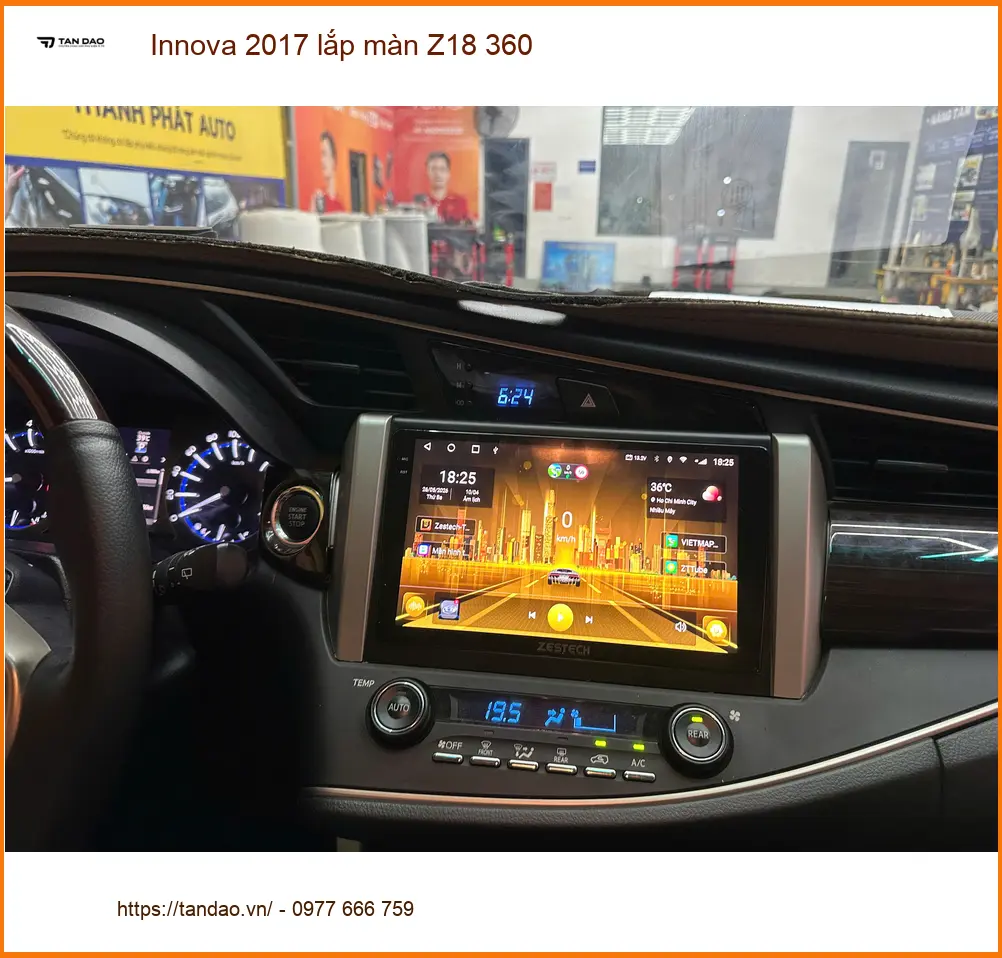 Anh Minh lắp màn Z18 360 Innova 2017 ở Bình Chánh để đỗ xe an toàn hơn ảnh thực tế 2