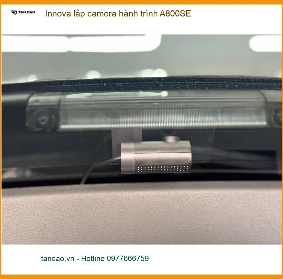 Anh Duy lắp camera hành trình A800SE Innova tại Quận Thủ Đức an toàn