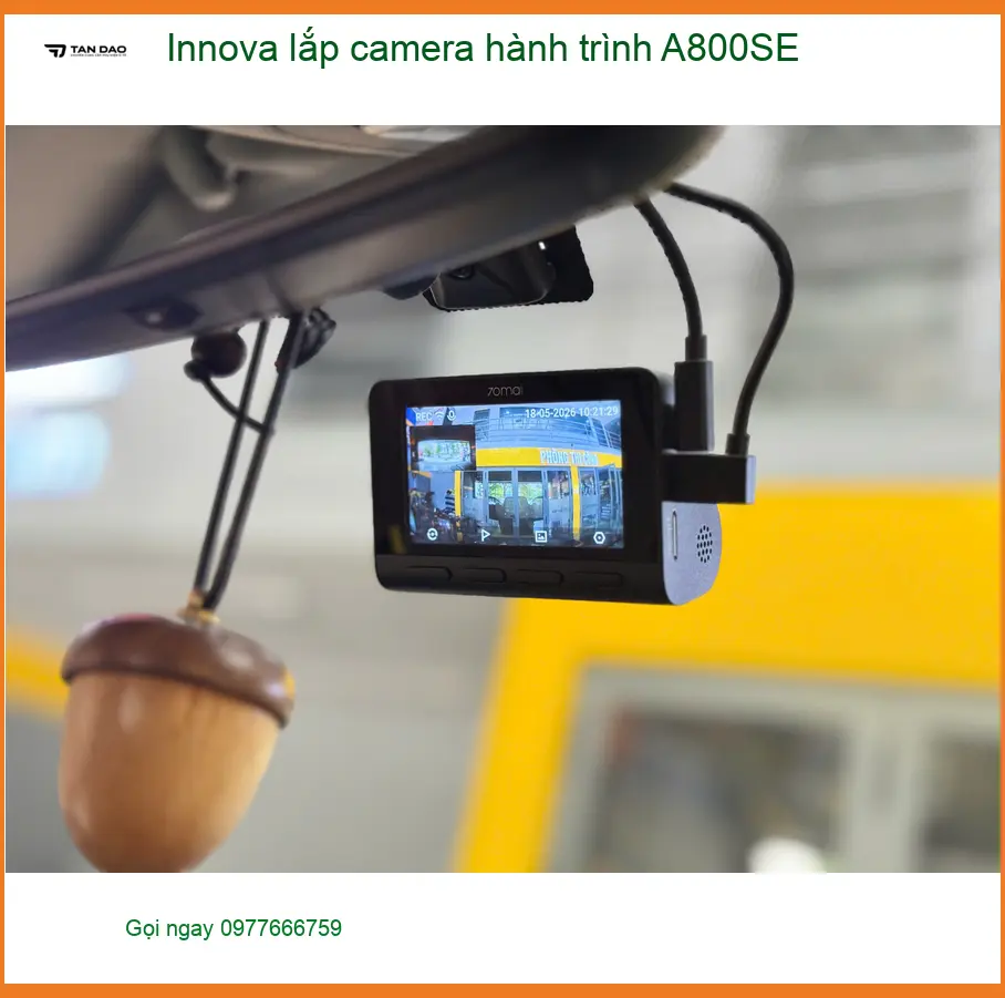 Chú Minh lắp camera hành trình A800SE cho Innova Quận 9 để quan sát giao thông ảnh thực tế 4