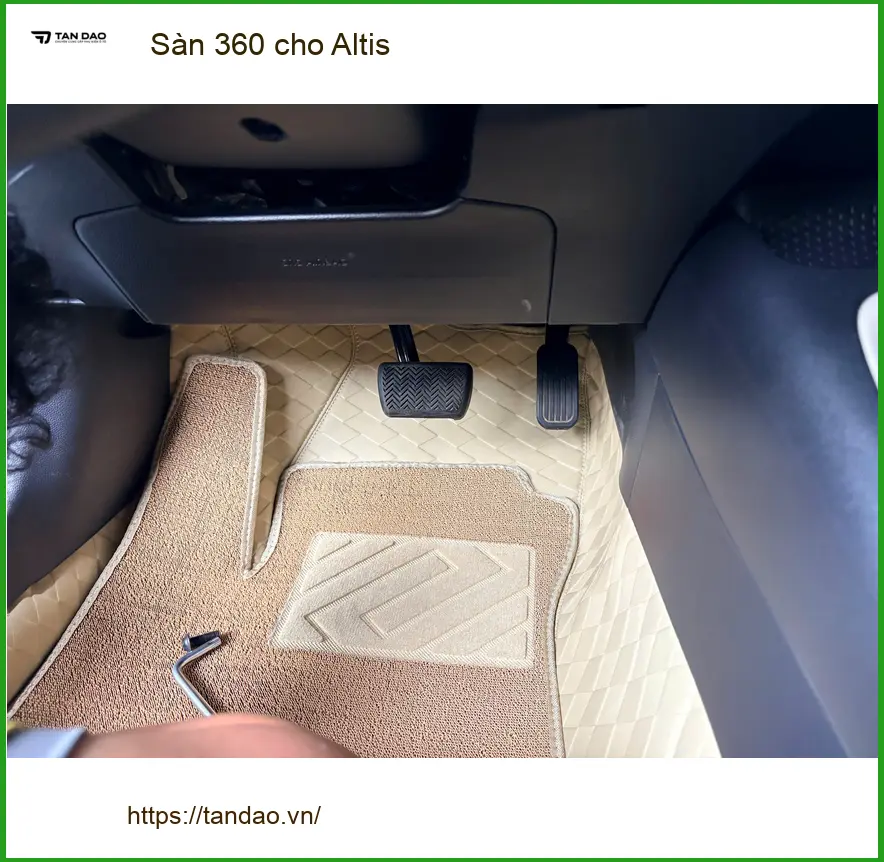 Chị Thùy Trang lắp Sàn 360 cho Toyota Altis Quận Hóc Môn để nội thất luôn sạch đẹp ảnh thực tế 4