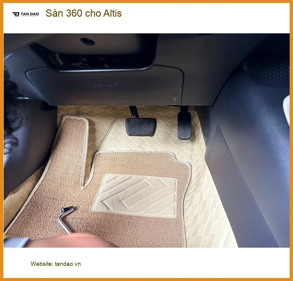 Chú Minh Đăng lắp lót sàn 360 cho Toyota Altis tại Quận 12 ảnh thực tế 4