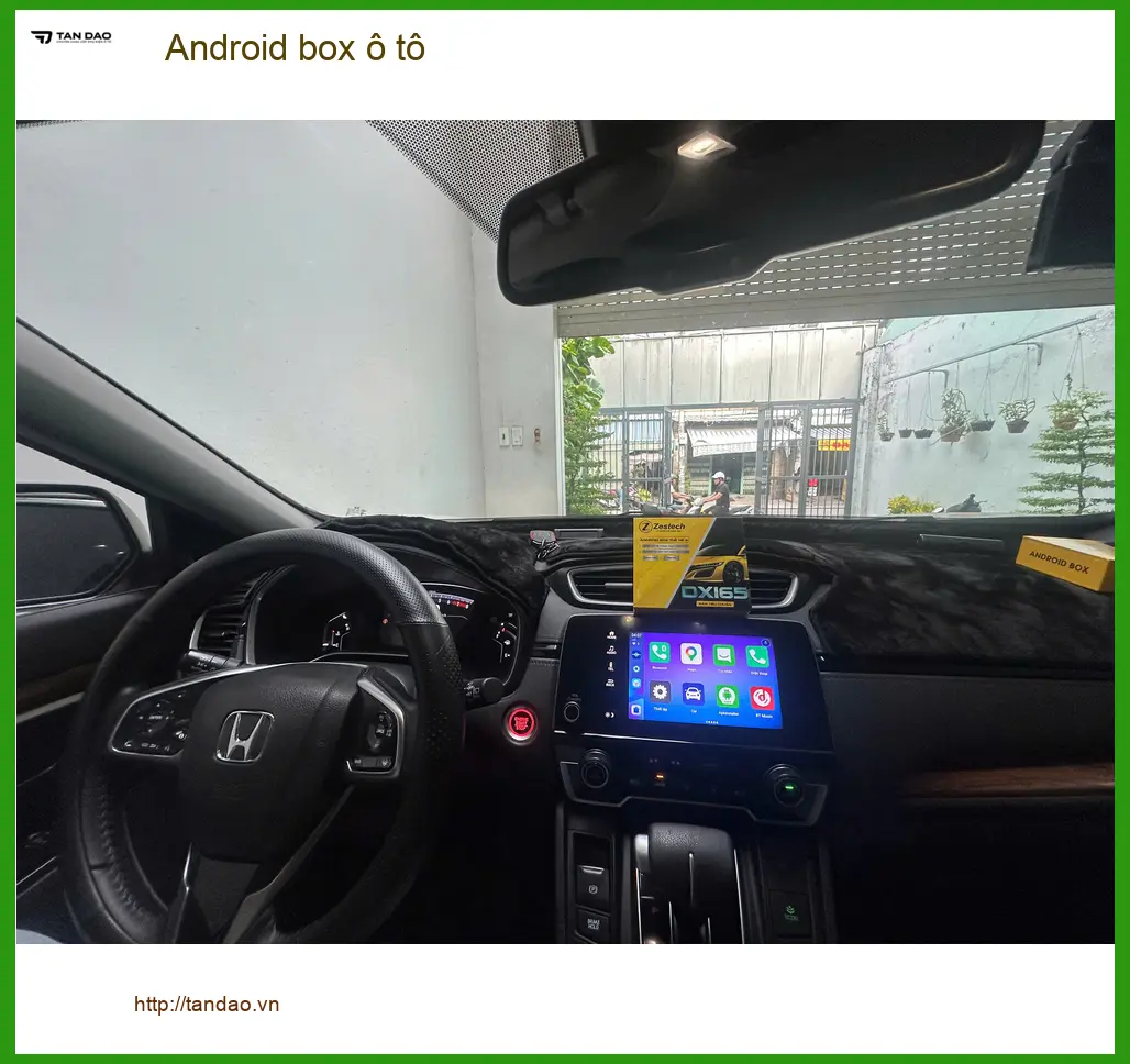 Cô Hương lắp Android box ô tô cho Honda CRV tại Nhà Bè để giải trí