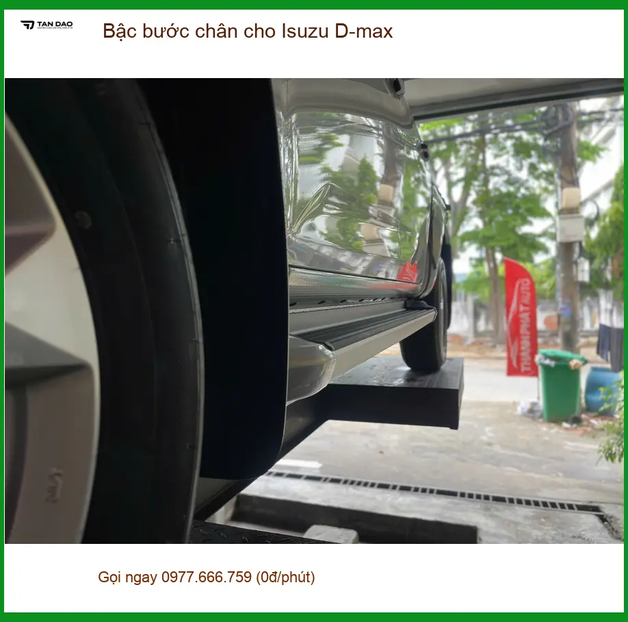 Anh Văn An lắp bậc bước chân Isuzu D-max Quận 9 cho xe tiện lợi hơn ảnh thực tế 3