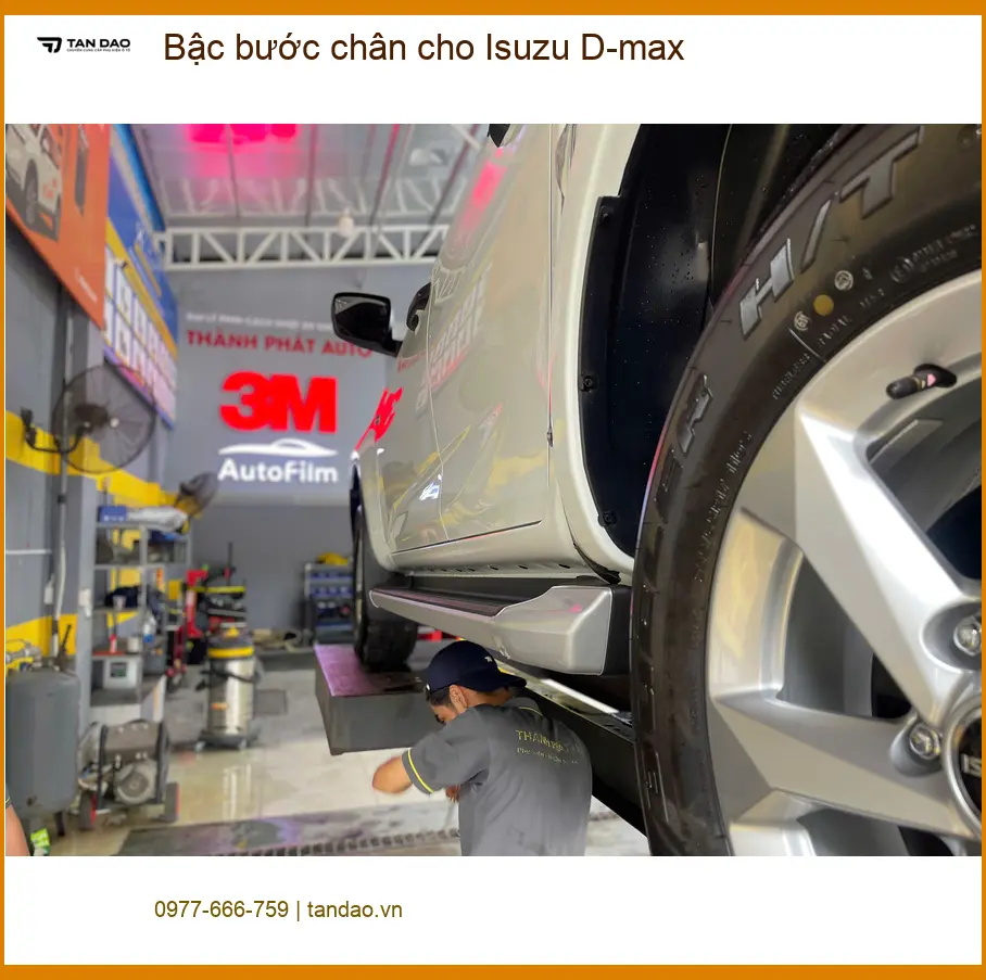 Anh Kiên cần lắp bậc bước chân Isuzu D-max tại Quận 2 nhanh chóng ảnh thực tế 3