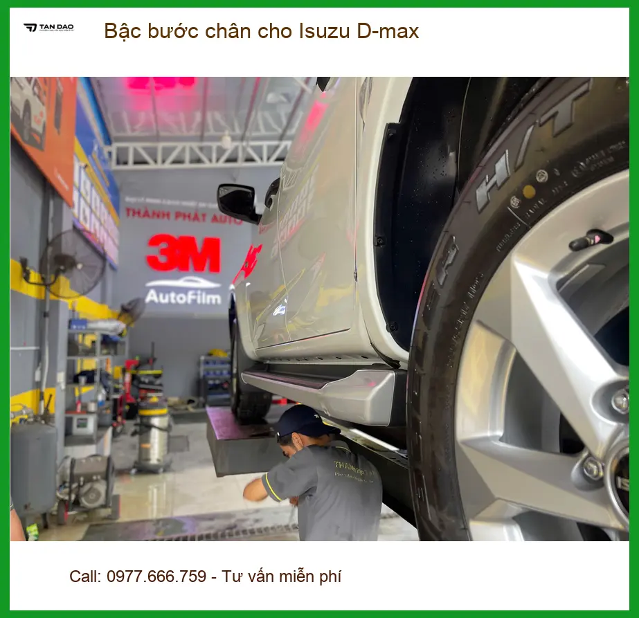 Anh Thọ lắp bậc bước chân Isuzu D-max tại Hóc Môn cho vợ tiện lên xuống xe ảnh thực tế 4
