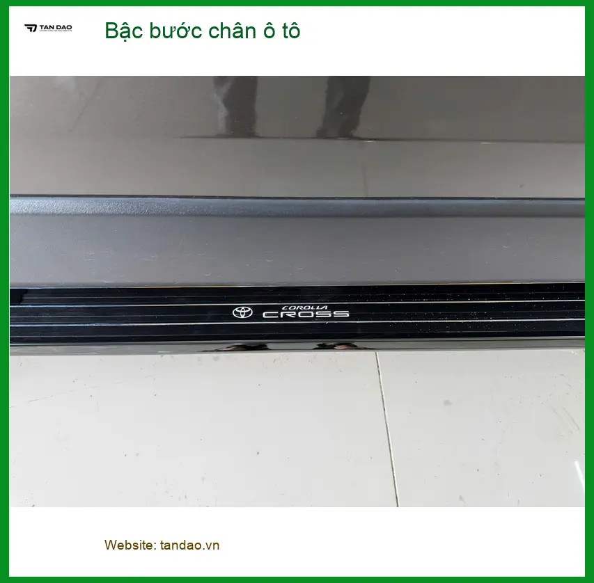 Chị Mai lắp bậc bước chân ô tô Ford Everest cho xe cao gầm tại Quận 2 ảnh thực tế 3
