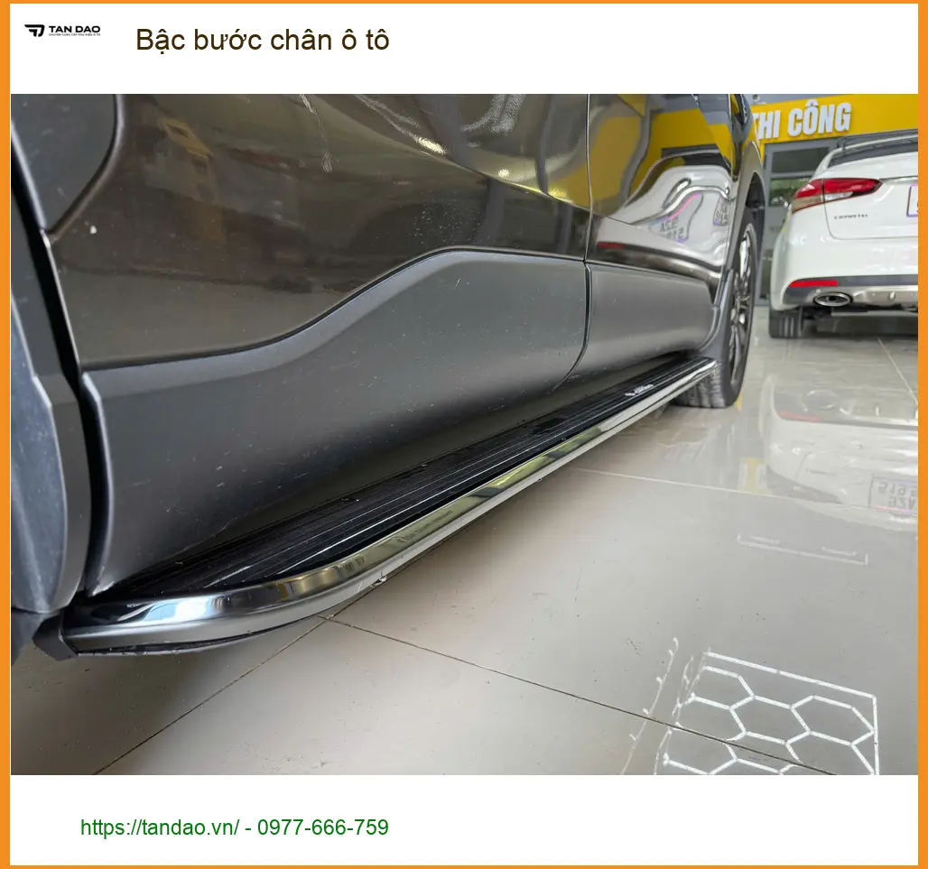 Anh Khoa lắp bậc bước chân ô tô cho VinFast Lux SA tại Thủ Đức cho gia đình. ảnh thực tế 3