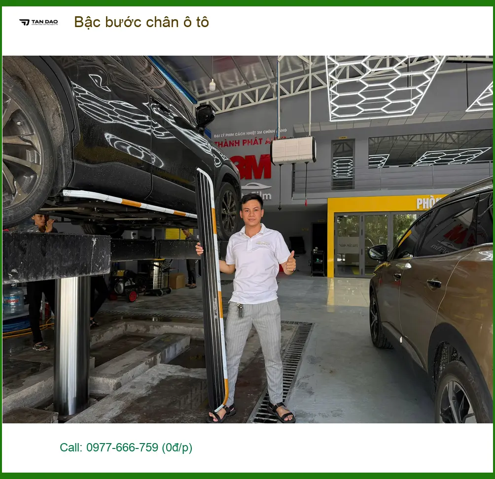 Chị Thuỳ Vân lắp bậc bước chân ô tô Hyundai Santa Fe tại Quận 4 ảnh thực tế 2