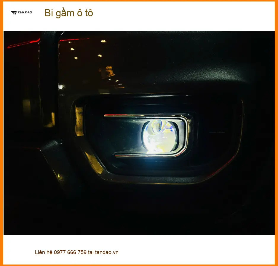 Anh Tấn độ bi gầm ô tô Hyundai Santa Fe Quận 2 vì đèn zin yếu ảnh thực tế 3