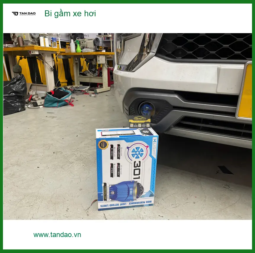 Anh Quang độ bi gầm xe hơi Kia Sorento tại Quận 11 để tăng sáng an toàn ảnh thực tế 2