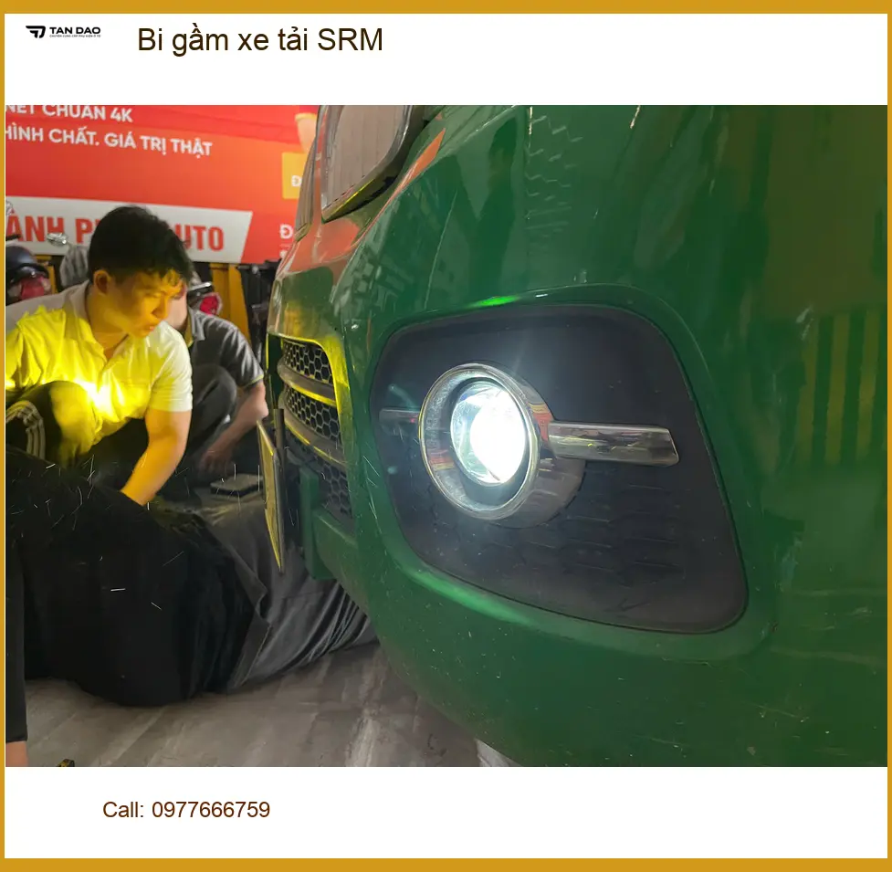 Anh Kiên lắp Bi gầm xe tải SRM tại Hóc Môn để tăng sáng, đảm bảo an toàn ảnh thực tế 2