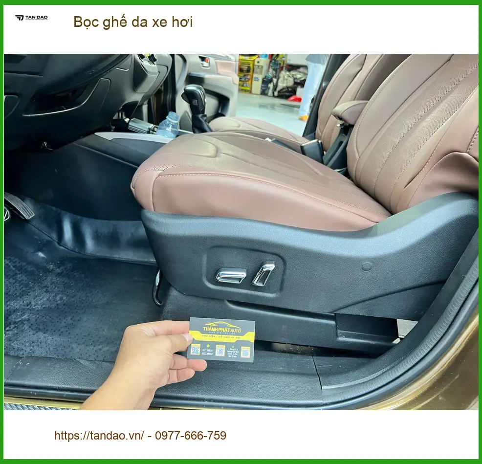 Anh Khôi bọc ghế da Honda CRV Quận 8 để nội thất sang trọng, dễ vệ sinh. ảnh thực tế 3