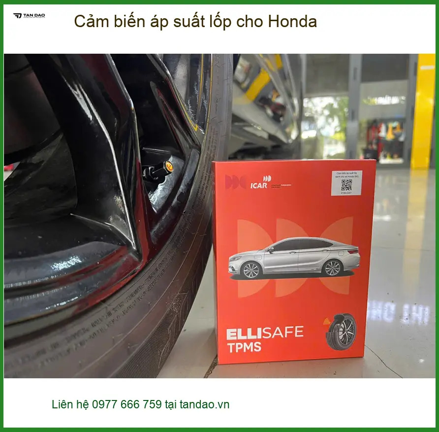 Anh Trường lắp cảm biến áp suất lốp cho Honda CRV tại Quận Thủ Đức để lái an toàn ảnh thực tế 2