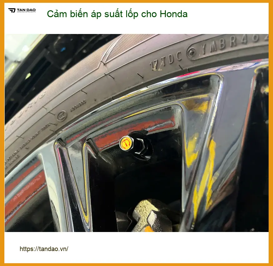 Anh Khang lắp cảm biến áp suất lốp cho Honda CR-V tại Bình Chánh an toàn ảnh thực tế 2