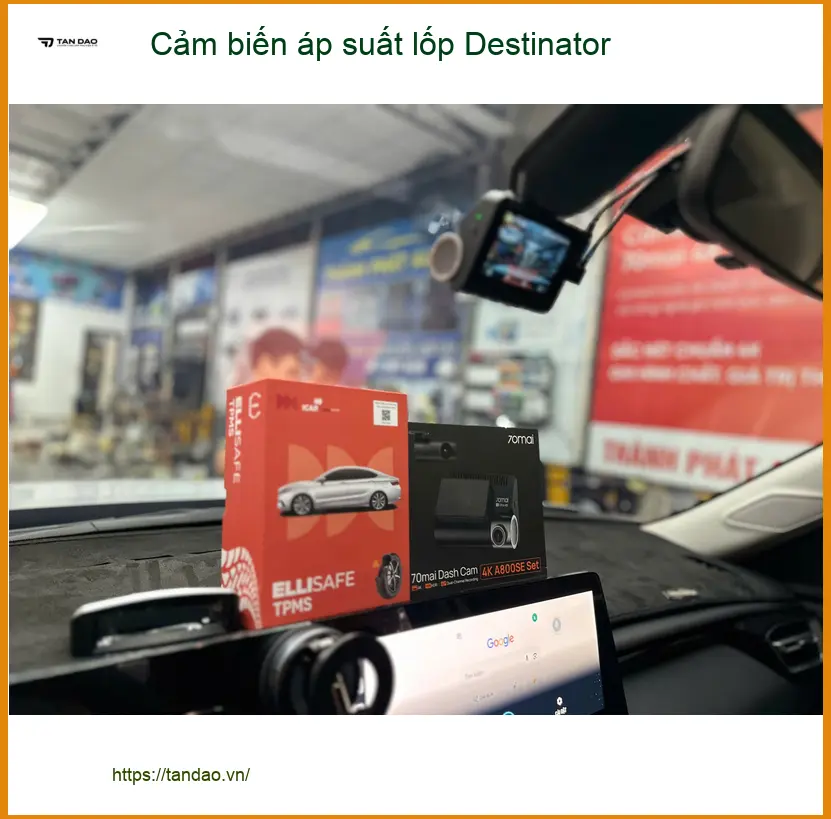 Chú Minh lắp cảm biến áp suất lốp Destinator cho Kia Sorento tại Quận 10. ảnh thực tế 2
