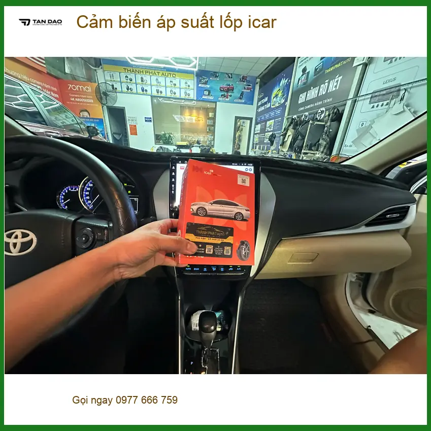 Anh Minh lắp cảm biến áp suất lốp iCar cho Kia Carnival ở Tân Bình ảnh thực tế 2