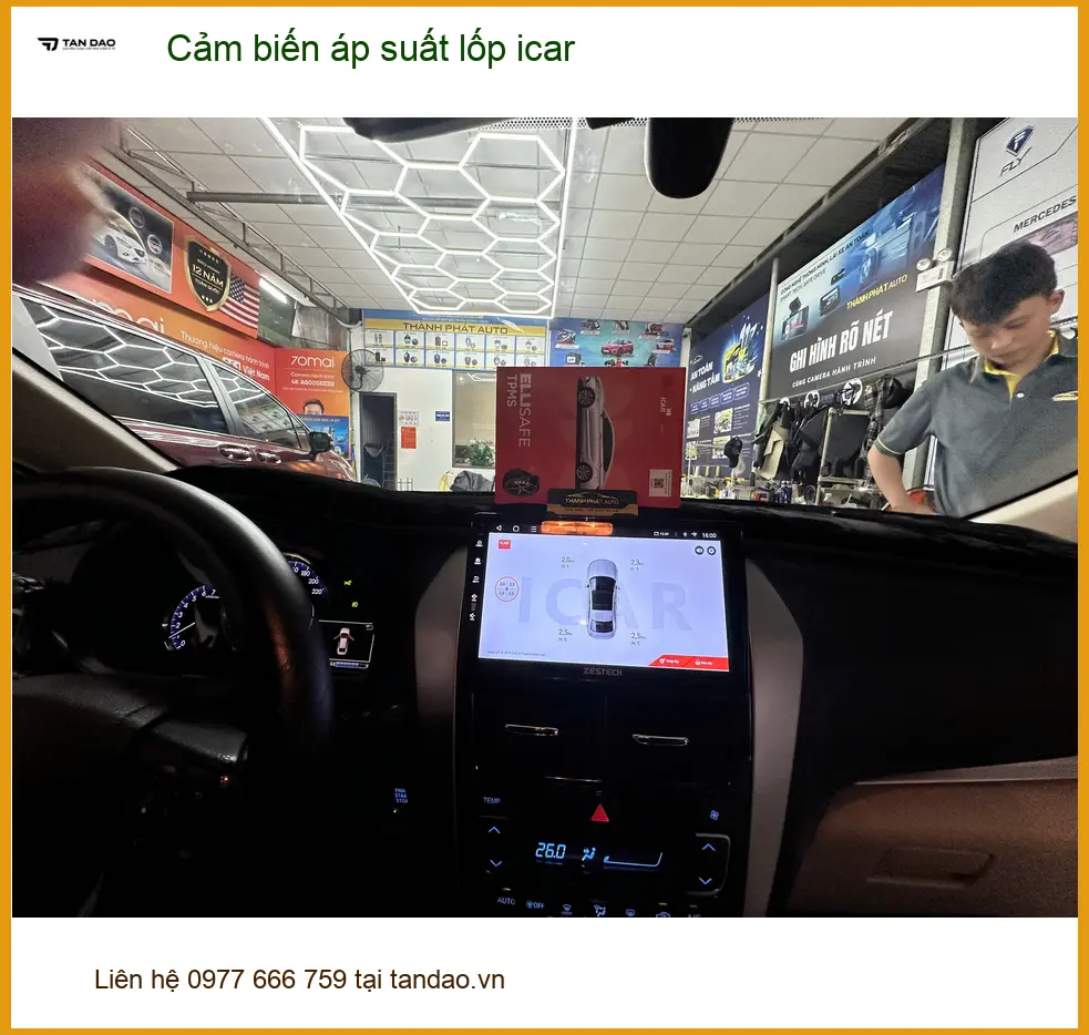 Chị Lan Anh lắp Cảm biến áp suất lốp iCar cho Toyota Vios tại Quận Tân Phú