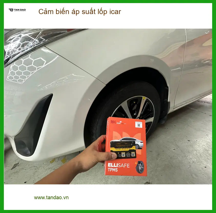 Anh Quang lắp cảm biến áp suất lốp iCar cho Hyundai Elantra vì lo lắng lốp non hơi khi đi xa