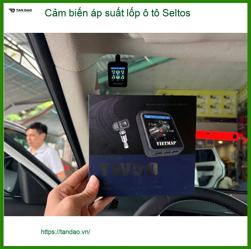 Anh Khải lắp cảm biến áp suất lốp cho Seltos tại Hóc Môn để lái xe an toàn hơn ảnh thực tế 2